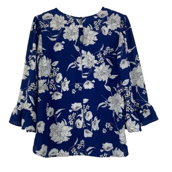 Faith and Joy floral pattern bell sleeve blouse size small - Picture 2 of 5